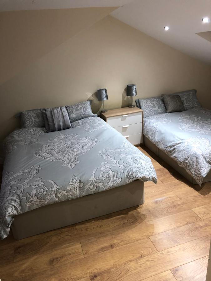 Big Room Rusholme With Tv And Private Bathroom-Parking&Wifi Манчестер Экстерьер фото