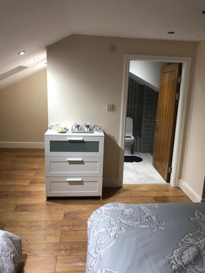 Big Room Rusholme With Tv And Private Bathroom-Parking&Wifi Манчестер Экстерьер фото