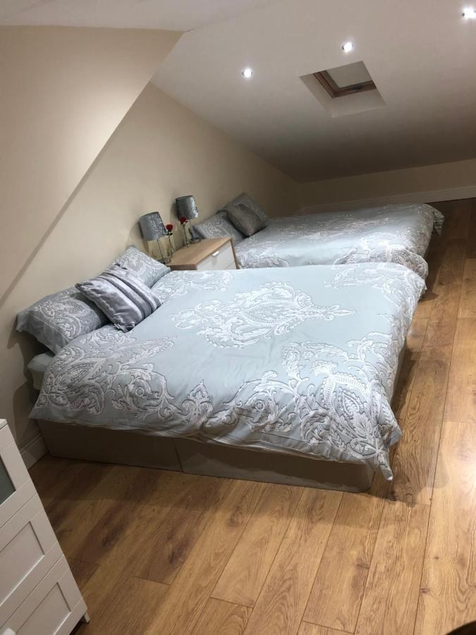Big Room Rusholme With Tv And Private Bathroom-Parking&Wifi Манчестер Экстерьер фото