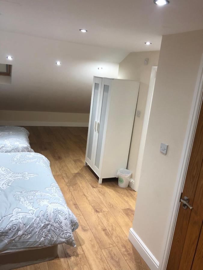 Big Room Rusholme With Tv And Private Bathroom-Parking&Wifi Манчестер Экстерьер фото