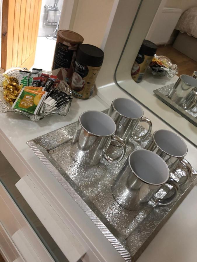 Big Room Rusholme With Tv And Private Bathroom-Parking&Wifi Манчестер Экстерьер фото
